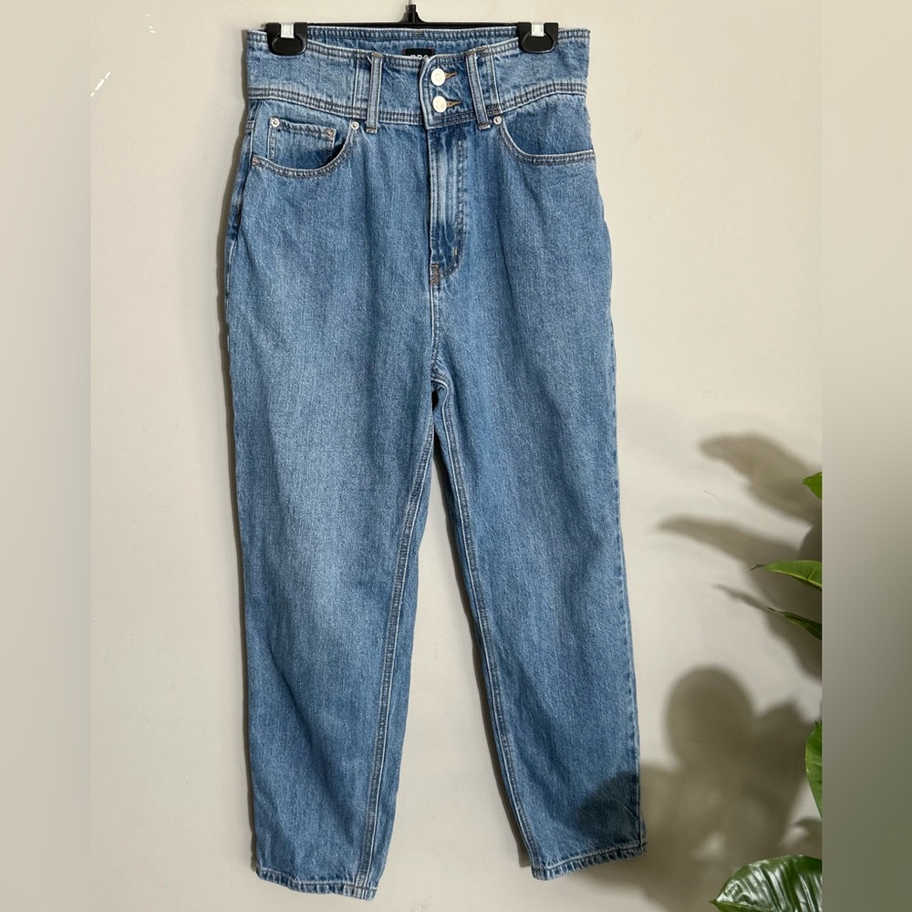 BDG Women's Blue high waisted Jeans